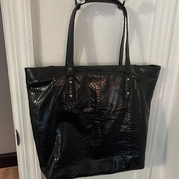 Kate Spade tote - Picture 2 of 7